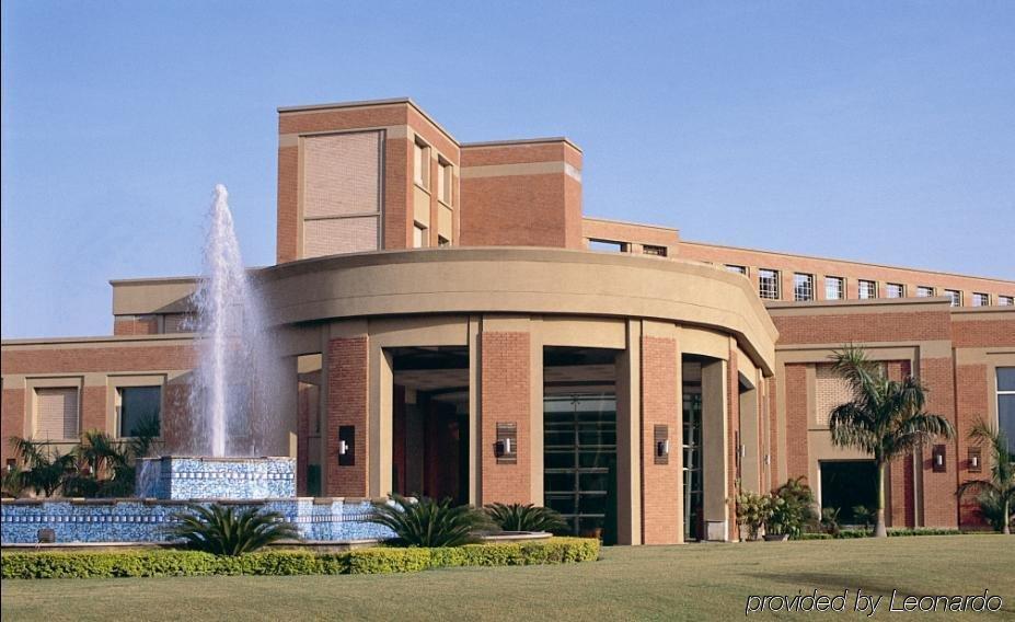 Nirvana Luxury Hotel L Ludhiana Esterno foto